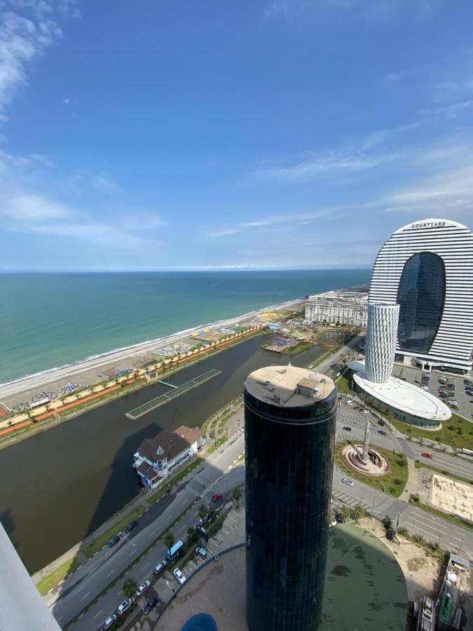 Orbi City Land Appartement Batoemi Buitenkant foto