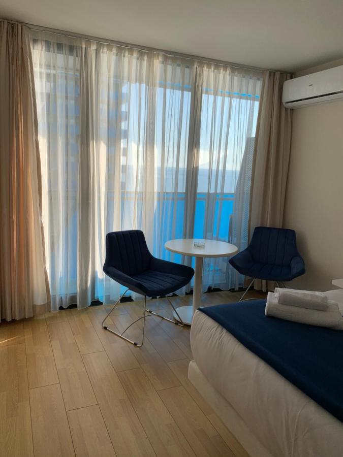 Orbi City Land Appartement Batoemi Buitenkant foto