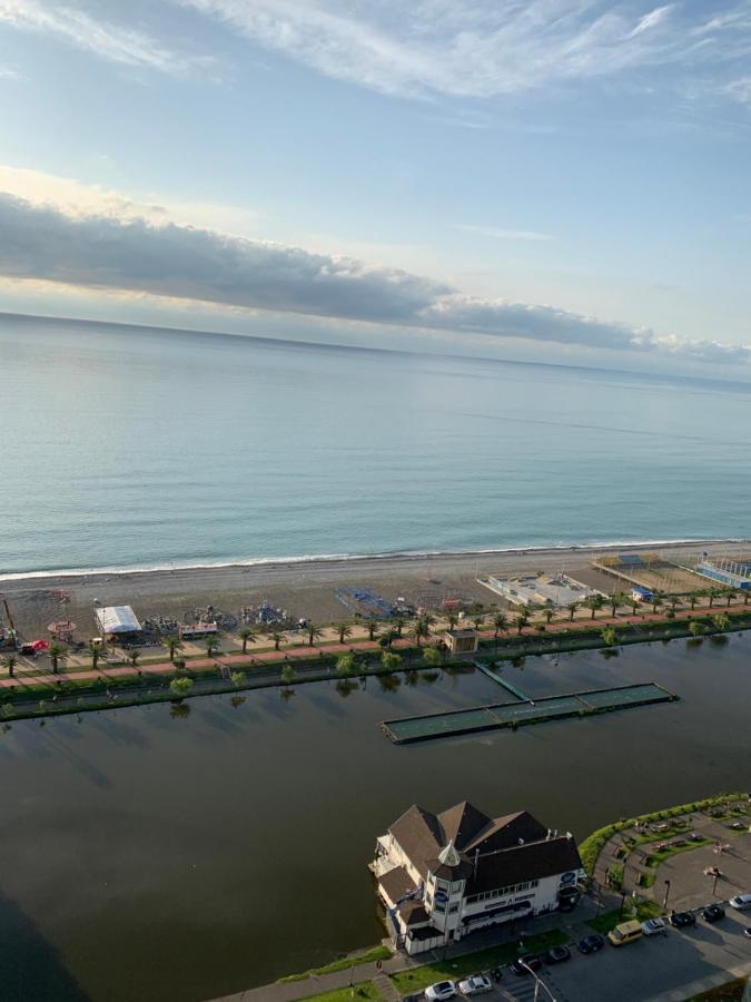 Orbi City Land Appartement Batoemi Buitenkant foto
