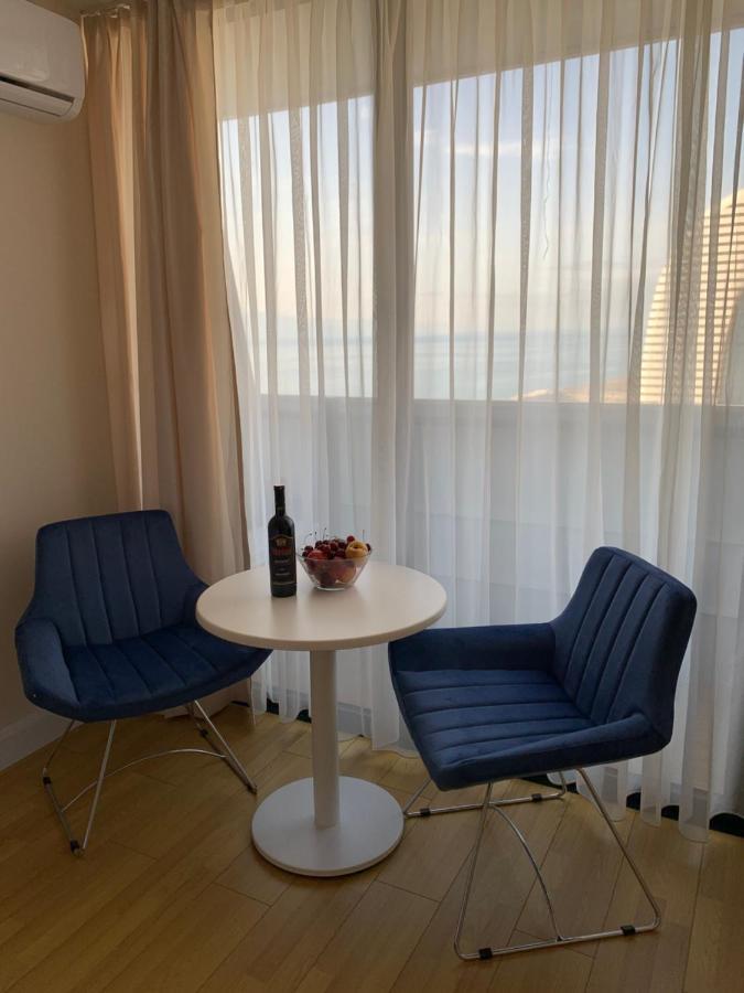 Orbi City Land Appartement Batoemi Buitenkant foto